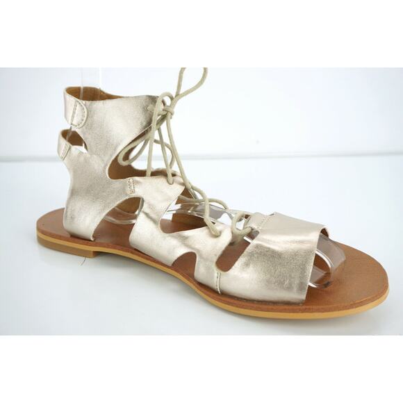 Nordstrom Brass Plum BP Gold Leather Ankle Strappy Flat Caged Sandal SZ 6.5 New - Picture 1 of 11